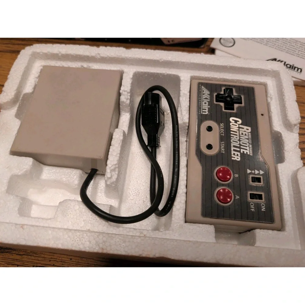 Nintendo Nes Acclaim Wireless Controller OEM Complete CIB Good Condition